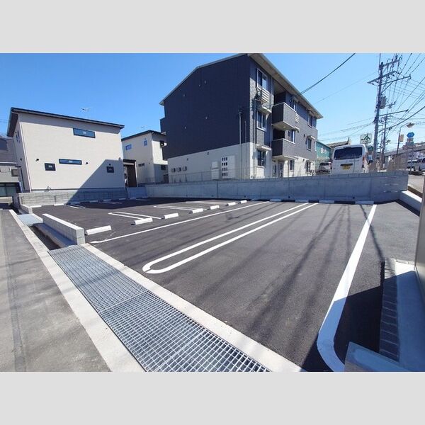 駐車場 (駐車場(北側))