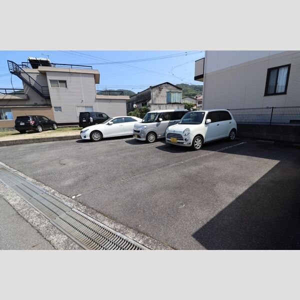 駐車場 (駐車場)