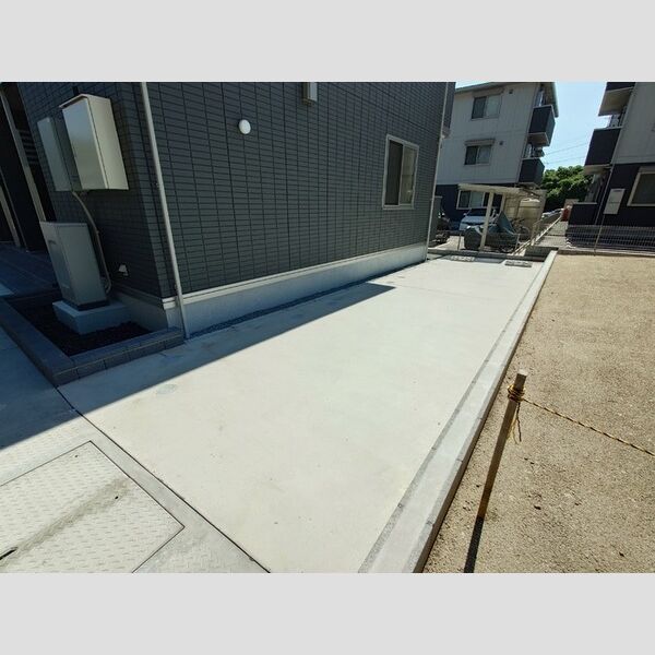 駐車場 (駐車場)