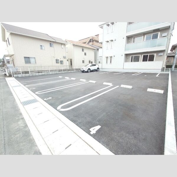 駐車場 (駐車場)