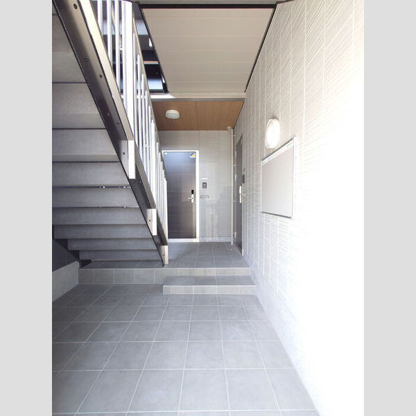 現地周辺 (階段室)