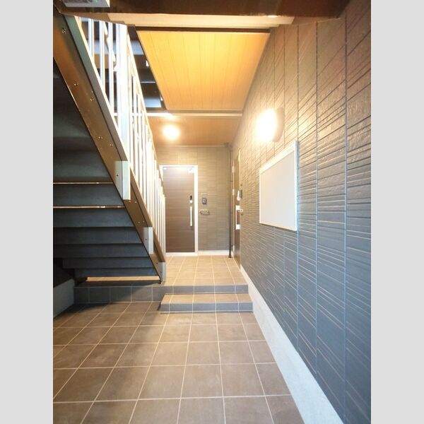 現地周辺 (階段室)