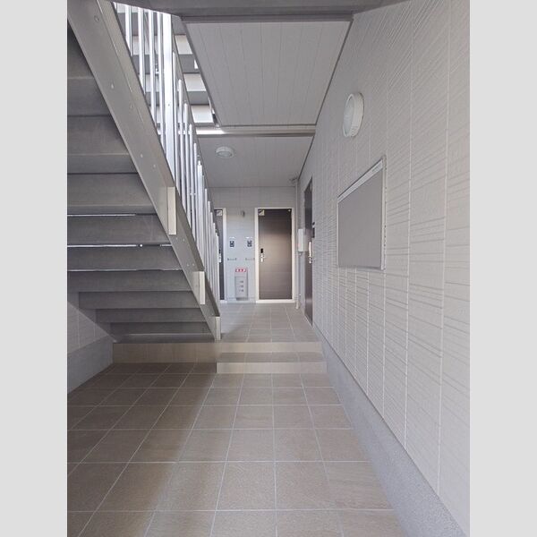 現地周辺 (階段フロア)