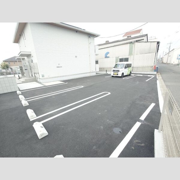 駐車場 (駐車場)