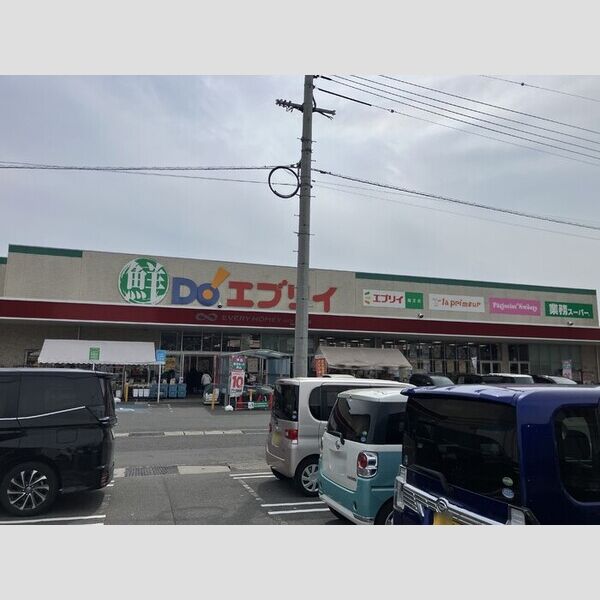 現地周辺 (業務スーパーエブリイ蔵王店)