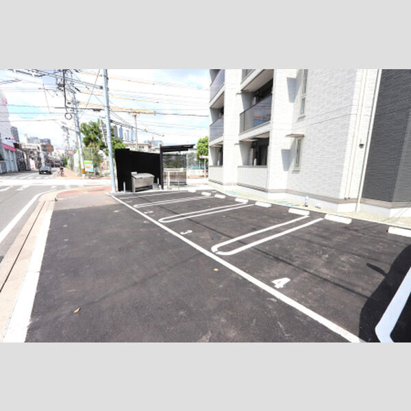 駐車場 (駐車場)