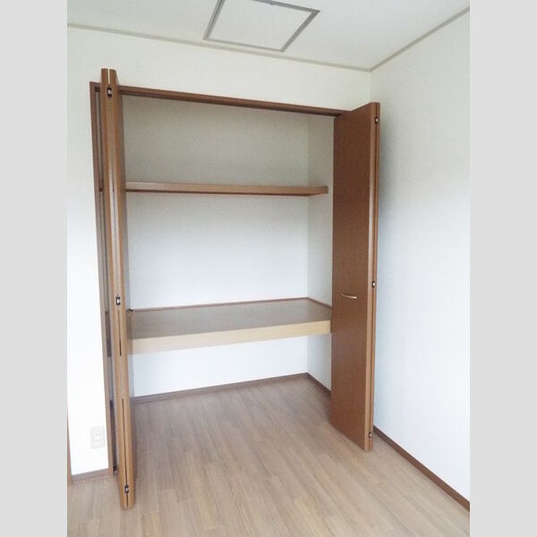 収納 (クローゼット)