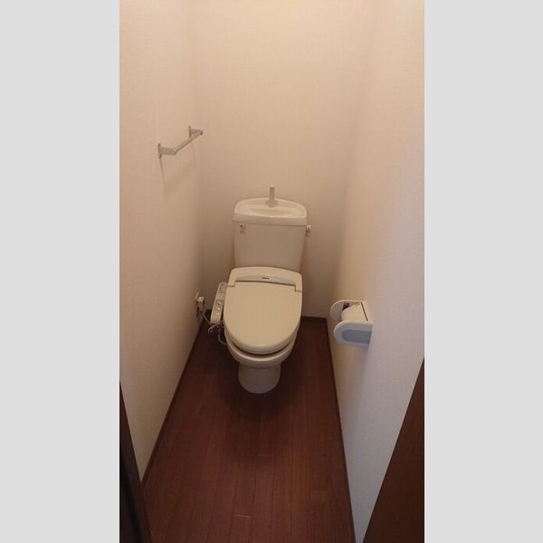 トイレ (温水洗浄便座)