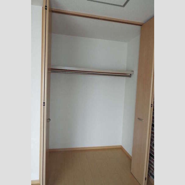 収納 (収納)
