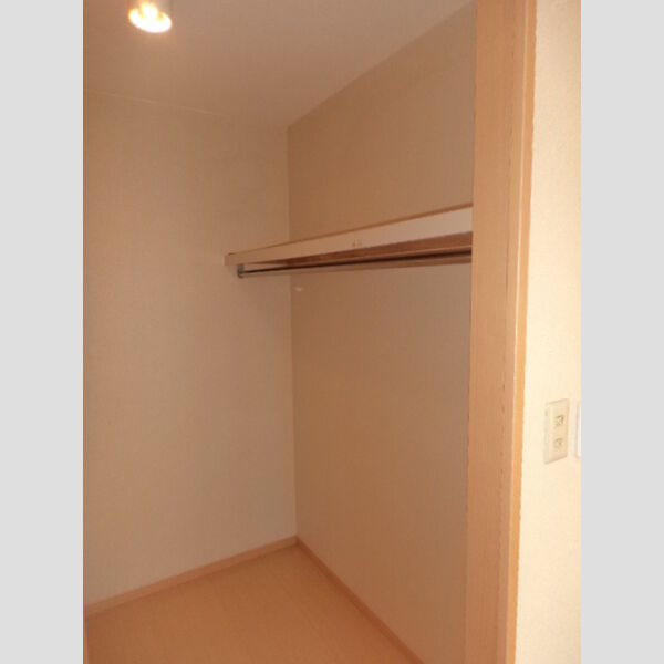 収納 (洋室　ウォークインクローゼット)