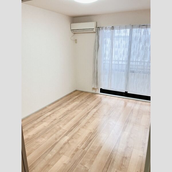 その他 (洋室)