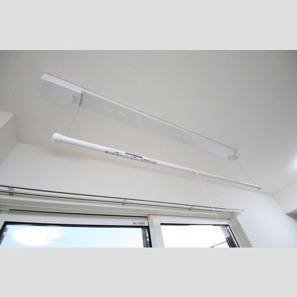 その他 (室内物干し)