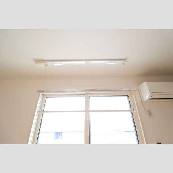 その他 (室内物干し)