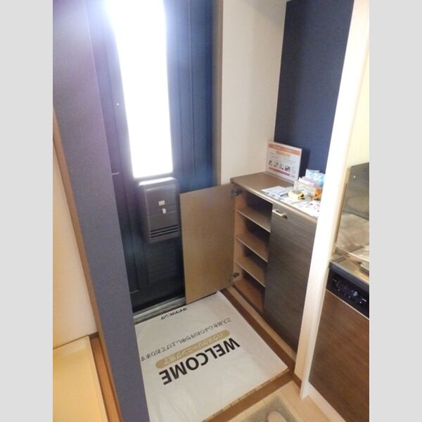 玄関 (玄関)