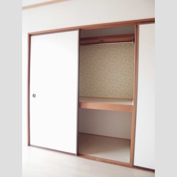収納 (クローゼット)