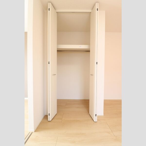 収納 (リビング収納)