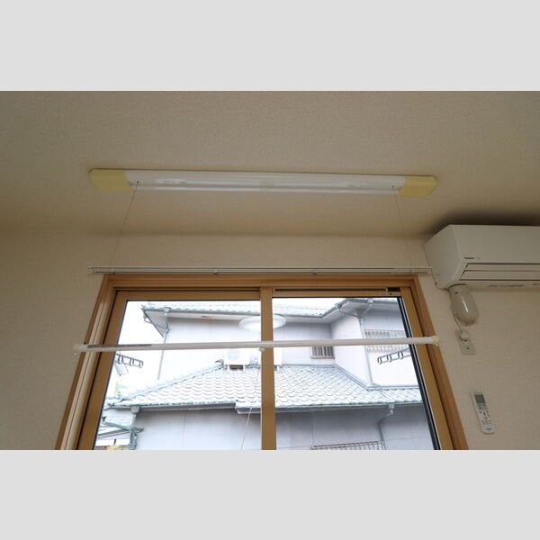 その他 (室内物干し)