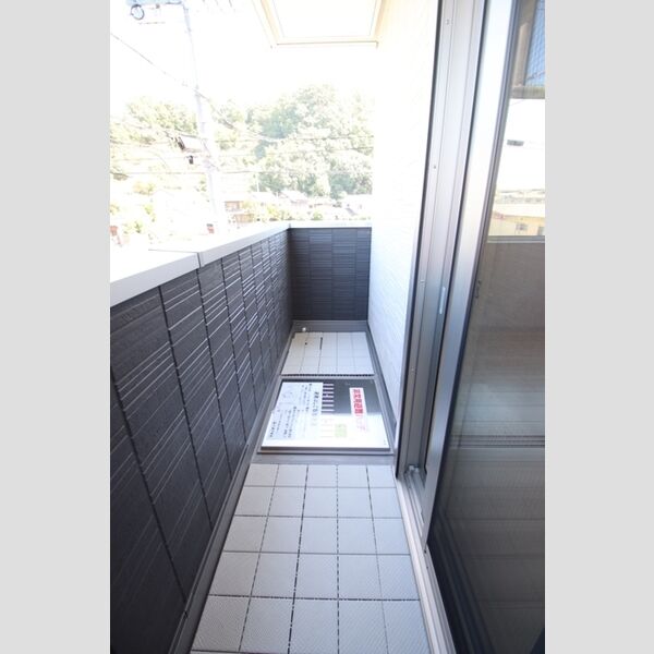 バルコニー・ベランダ (バルコニー)