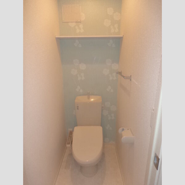 トイレ (温水洗浄暖房便座)