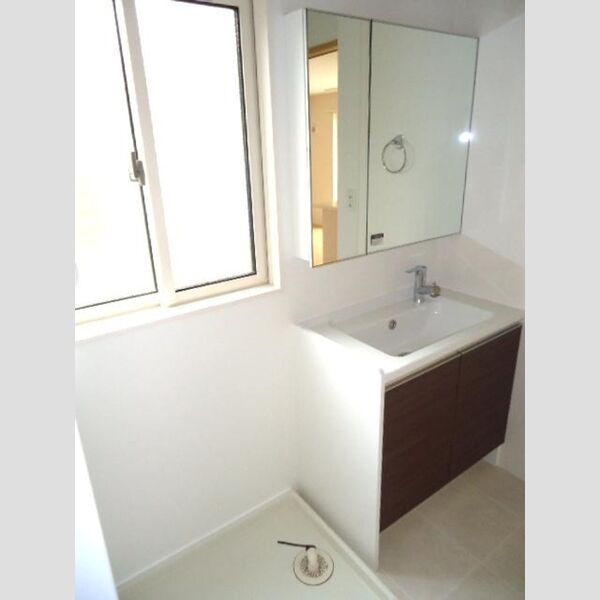 洗面所 (洗髪洗面化粧台)