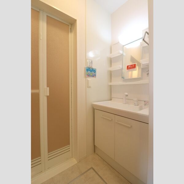 洗面所 (洗面化粧台)