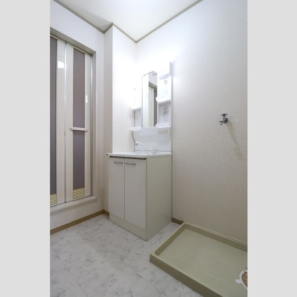 洗面所 (洗面化粧台)