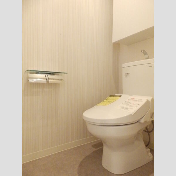 トイレ (温水洗浄暖房便座)