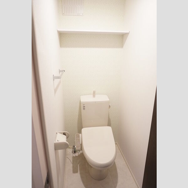 トイレ (トイレ(温水洗浄暖房便座))