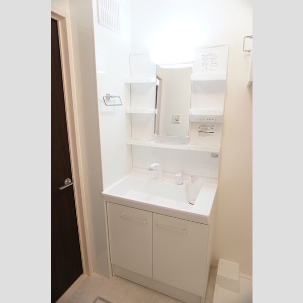 洗面所 (洗髪洗面化粧台)