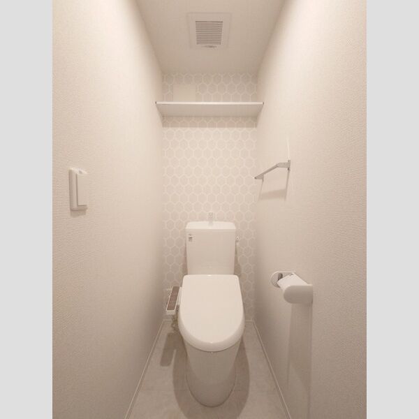 トイレ (トイレ(温水洗浄暖房便座))