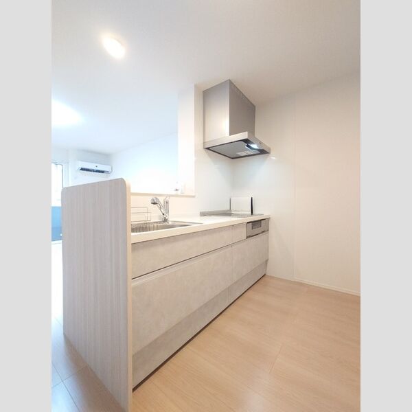 キッチン (対面カウンターシステムキッチン)