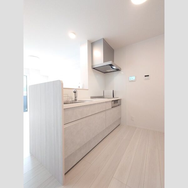 キッチン (対面カウンターシステムキッチン)