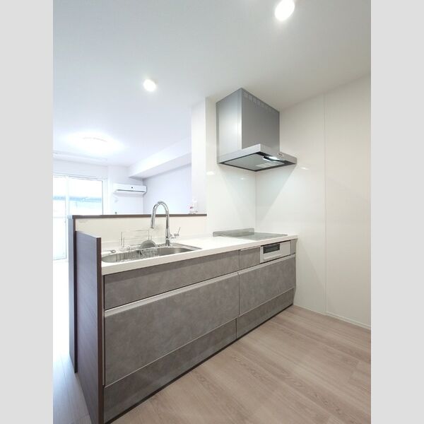 キッチン (対面システムキッチン)