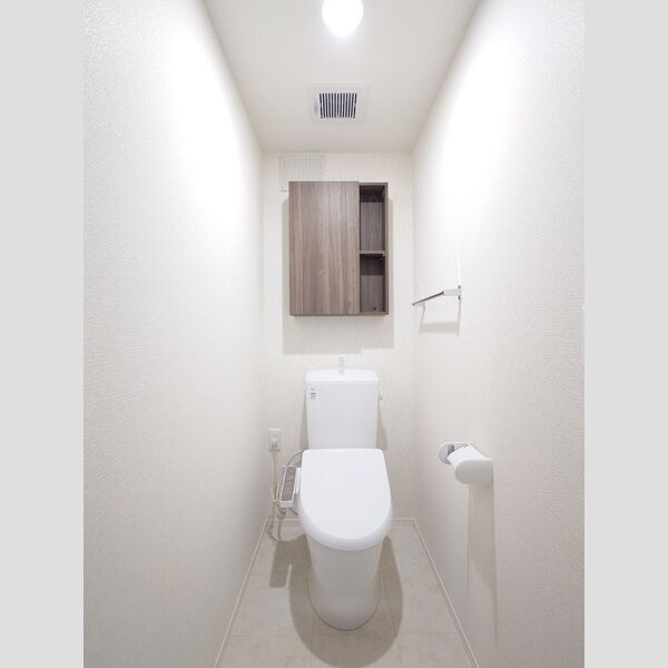 トイレ (温水洗浄暖房便座)