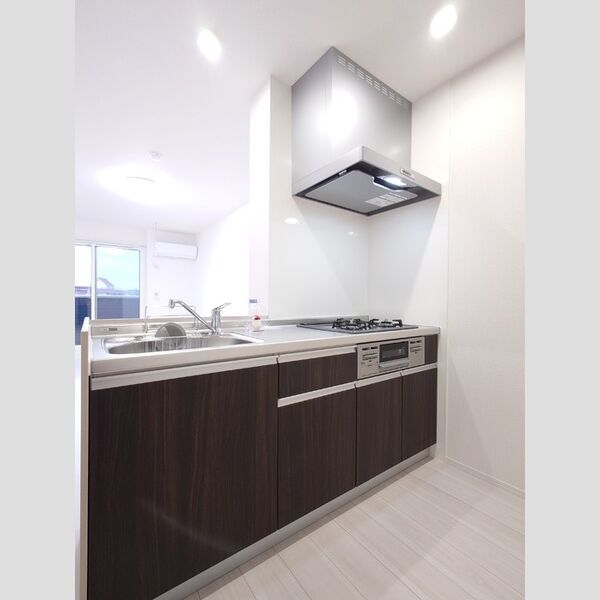 キッチン (対面システムキッチン)