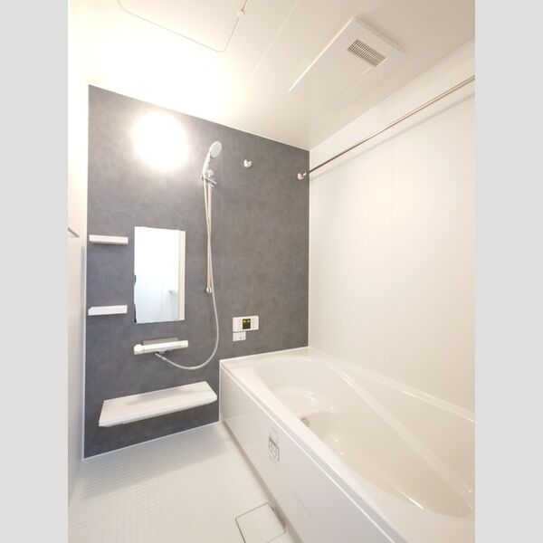バス (浴室暖房換気乾燥機付き)