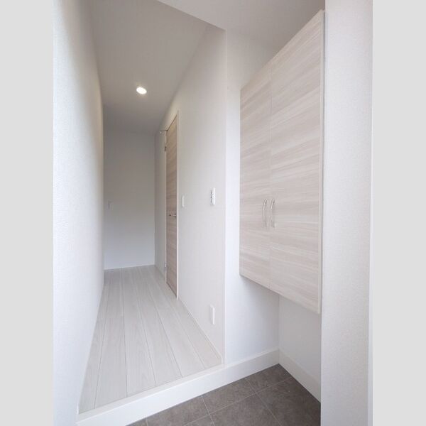 玄関 (玄関廊下)