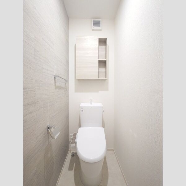 トイレ (温水洗浄暖房便座)