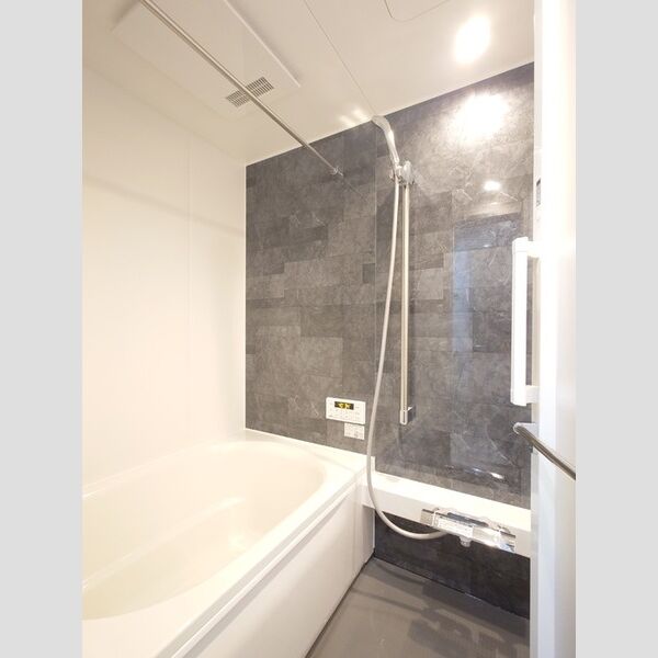 バス (浴室暖房換気乾燥機付き)