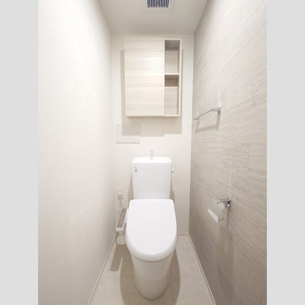 トイレ (温水洗浄暖房便座)