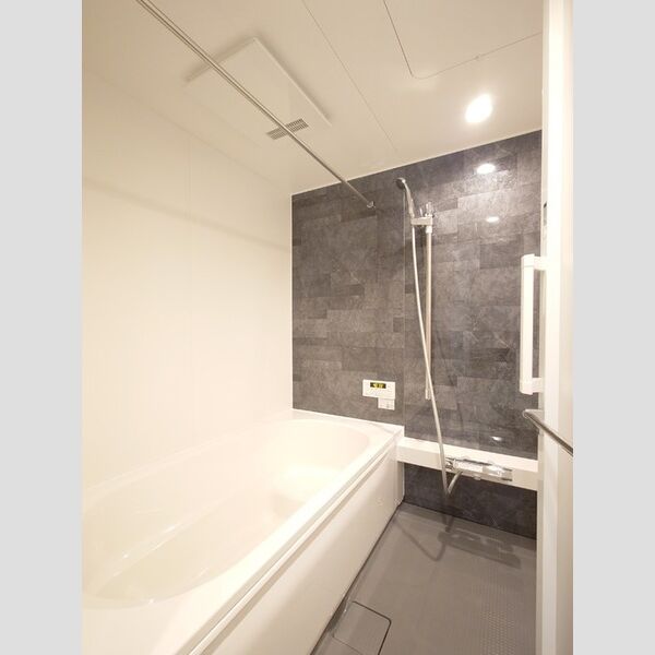 バス (浴室暖房換気乾燥機付き)