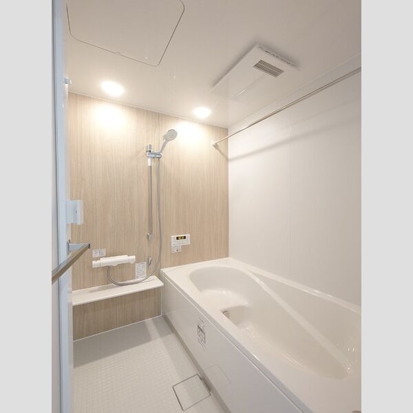 バス (浴室暖房換気乾燥機付き)