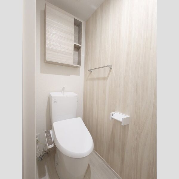 トイレ (温水洗浄暖房便座)