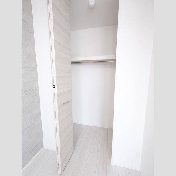 収納 (クローゼット)