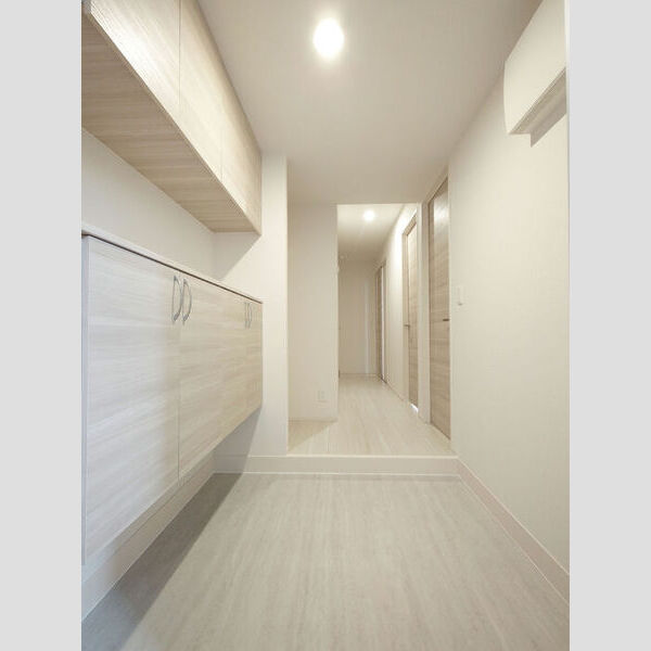 玄関 (玄関廊下)