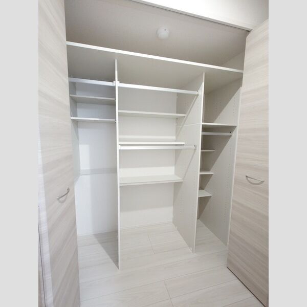 収納 (収集(廊下))