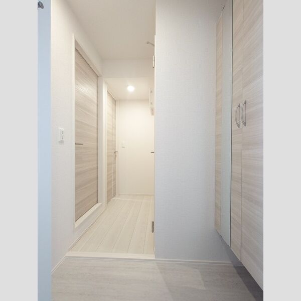 玄関 (玄関廊下)