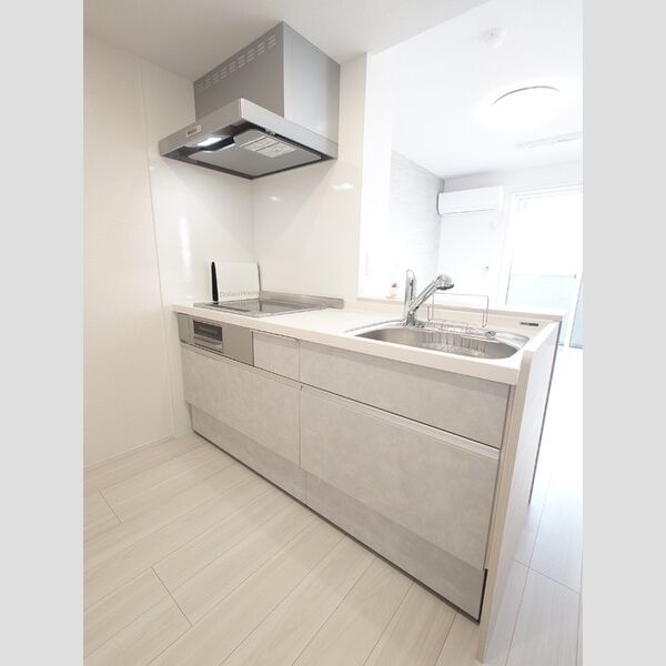 キッチン (対面システムキッチン(IHクッキングヒーター))