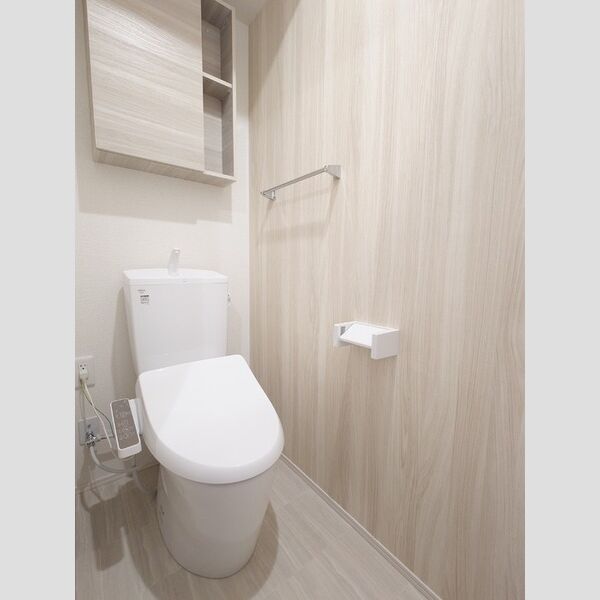 トイレ (温水洗浄暖房便座)