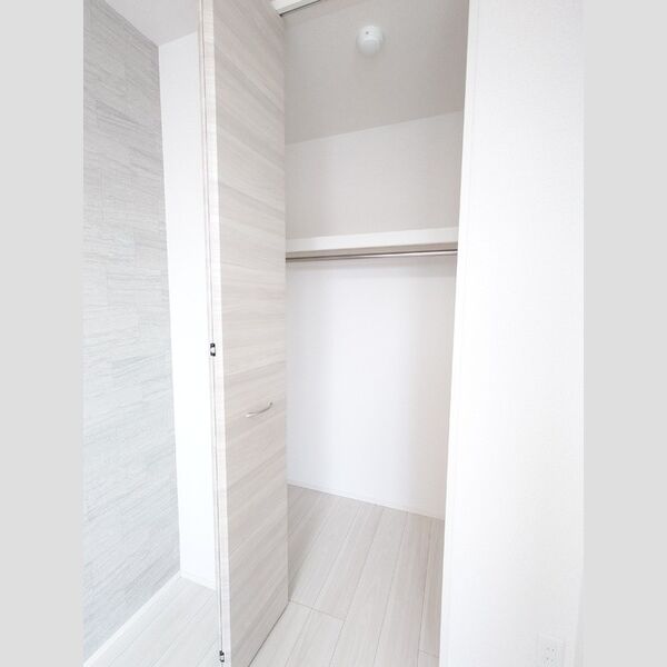 収納 (クローゼット)